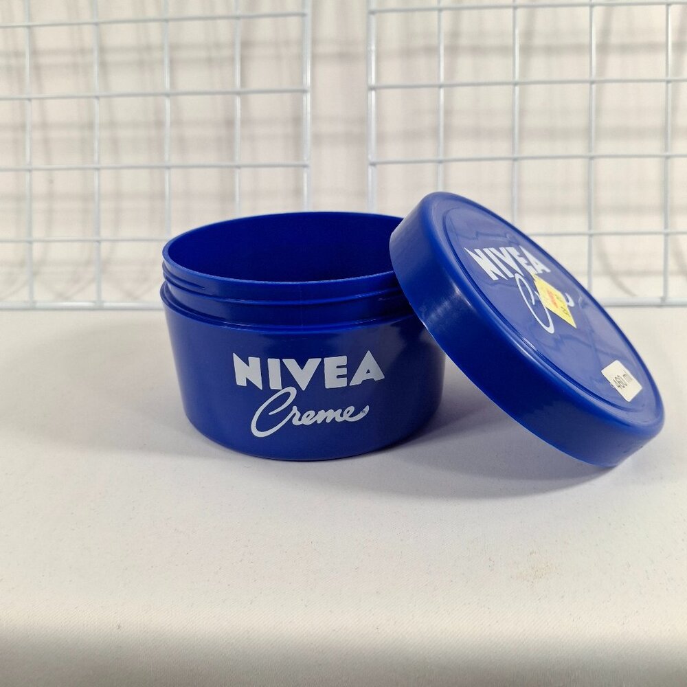 Vintage Collectible Empty Nivea Jar Blue Screw Top Lid D 4.5 x H 2.75 Inches